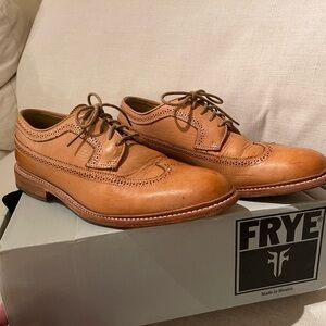 FRYE Tan Leather Wingtip Brogue Shoes